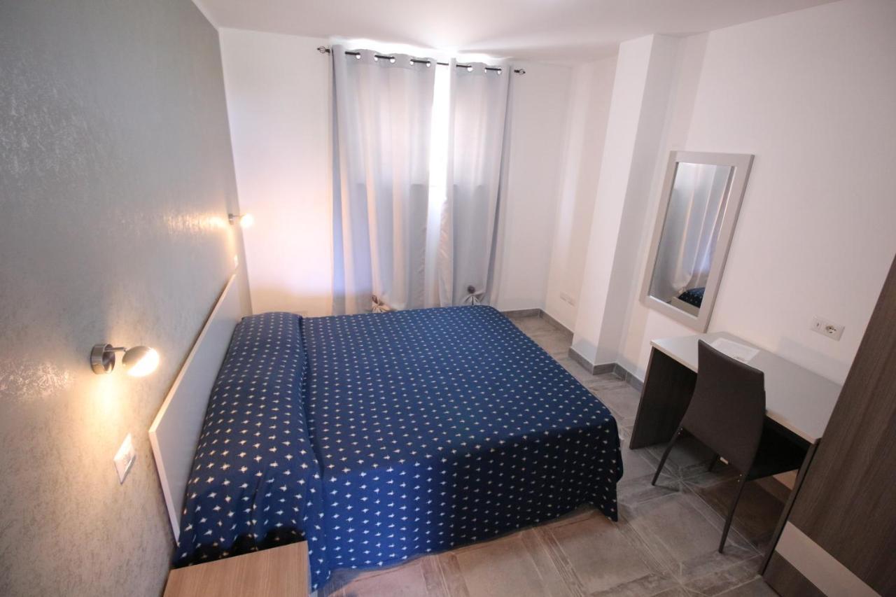 Ferienwohnung Chiaro Di Luna Santa Domenica  Exterior foto