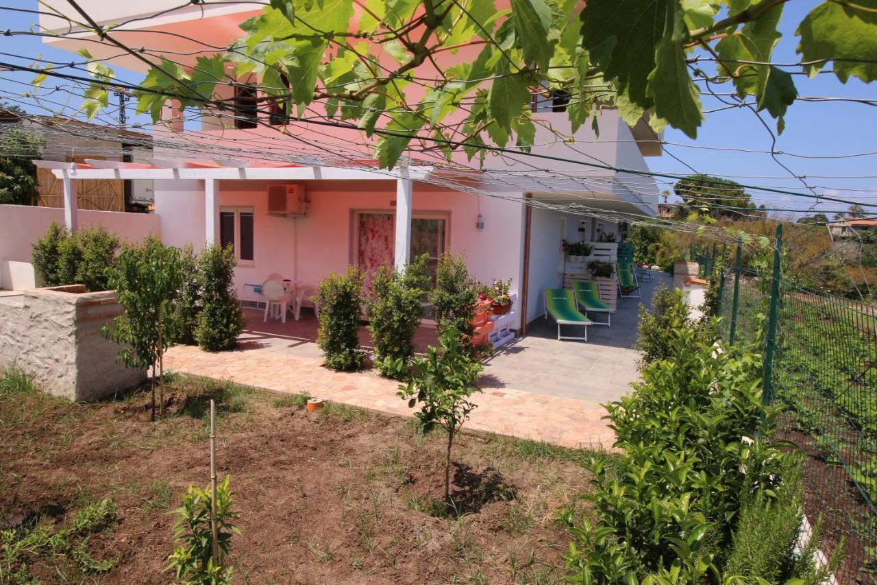 Ferienwohnung Chiaro Di Luna Santa Domenica  Exterior foto