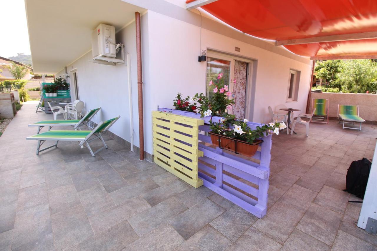 Ferienwohnung Chiaro Di Luna Santa Domenica  Exterior foto